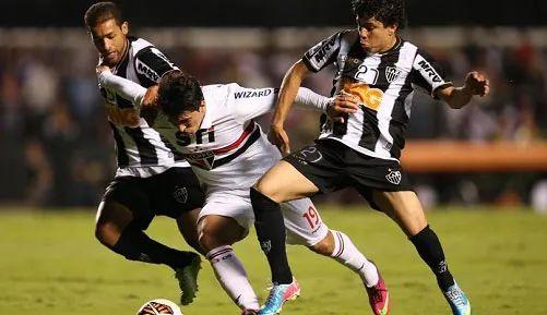 年龄接近3 年龄接近3