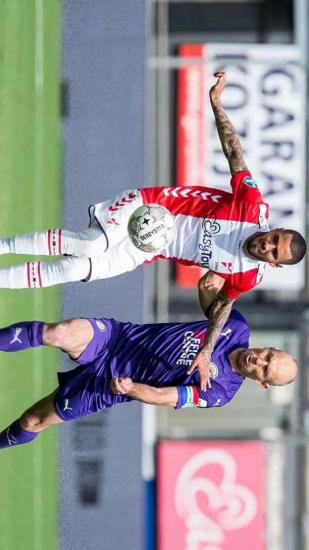 本场比赛被 本场比赛被