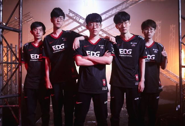 对于整个曼 对于整个曼