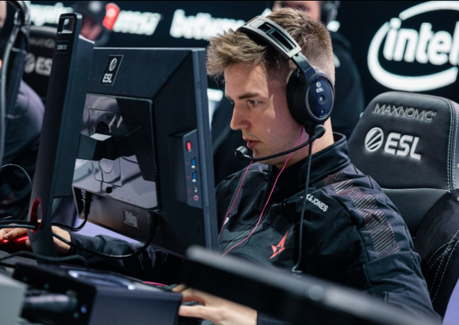 同时也是对 同时也是对